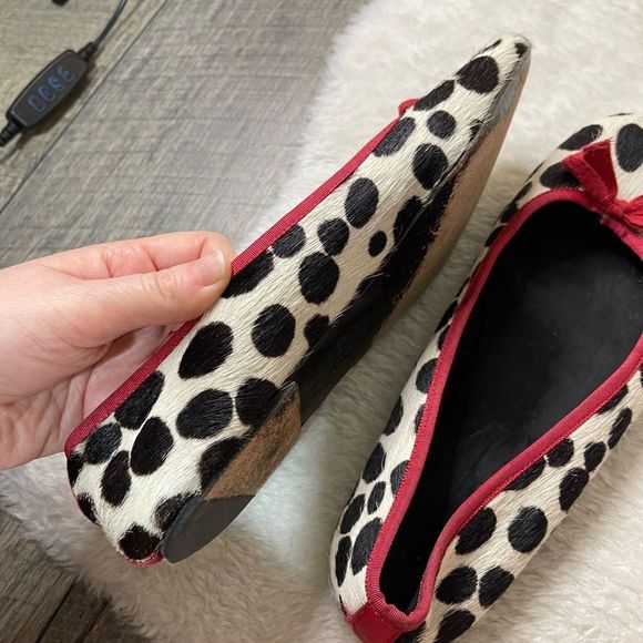 Boden Red Bow Calf Hair Ballet Flats - Picture 6 of 7